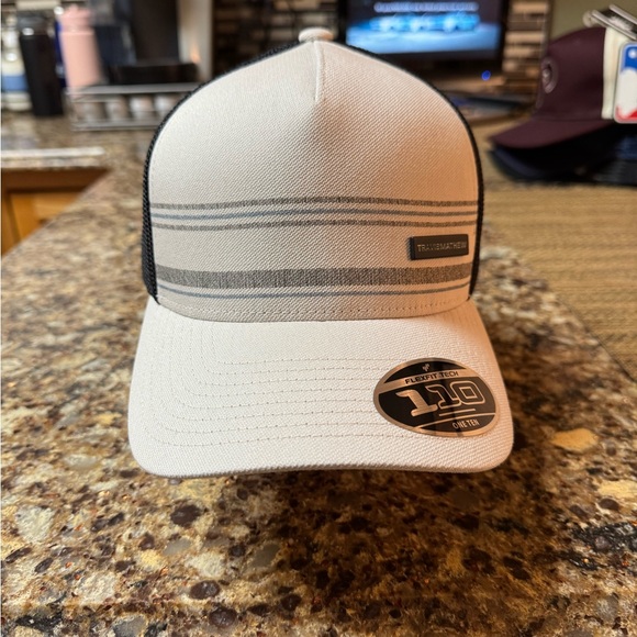 TravisMathew Beige and Black Adjustable Ball Cap - Picture 1 of 8